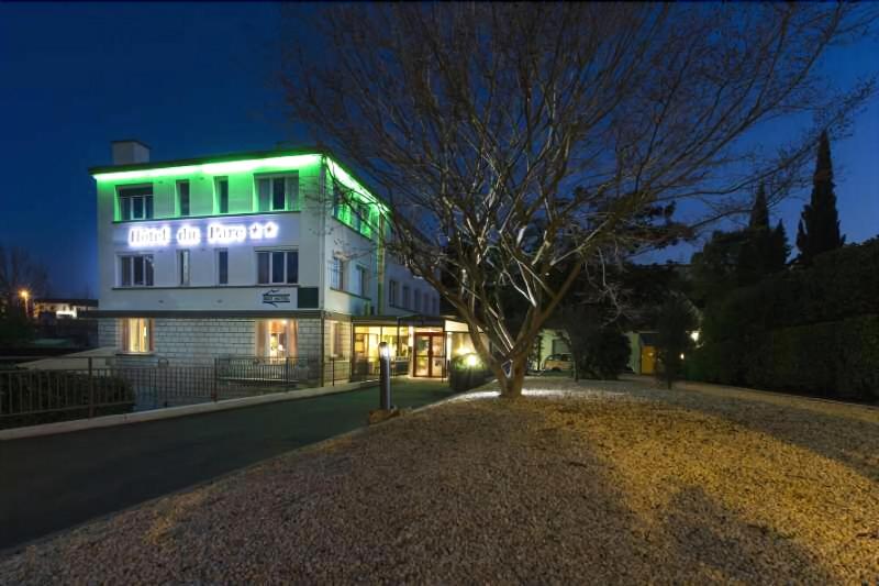 فندق Brit Hôtel Du Parc Niort Centre Parking Gratuit