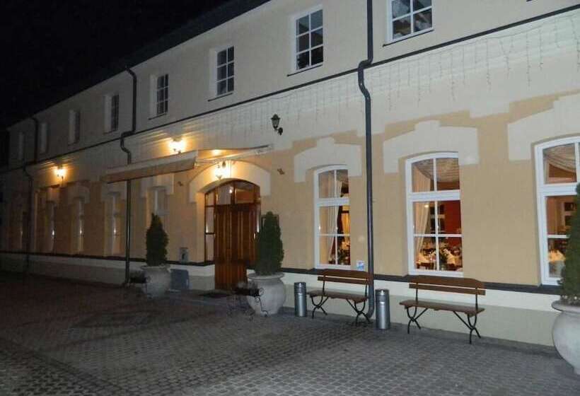 ホテル Carskie Koszary