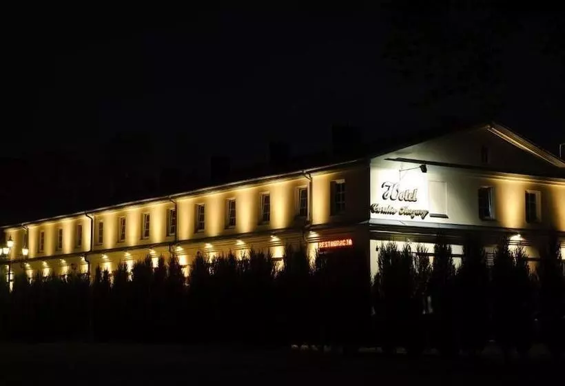 هتل Carskie Koszary