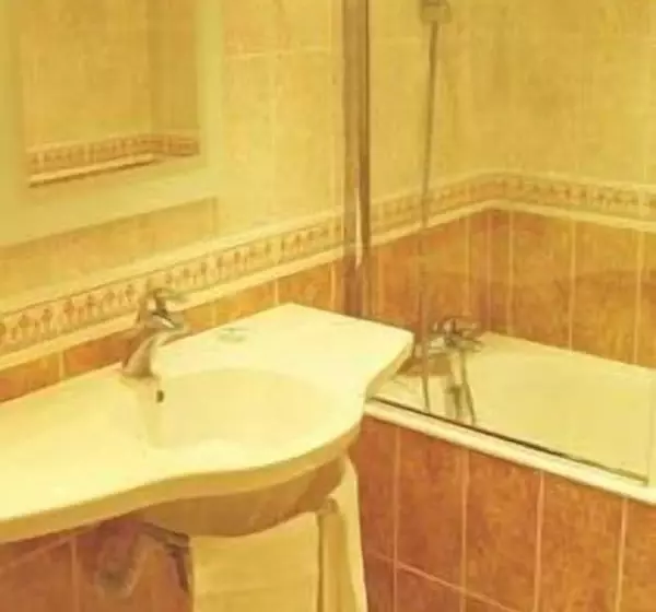 Отель Domaine De La Ferrière