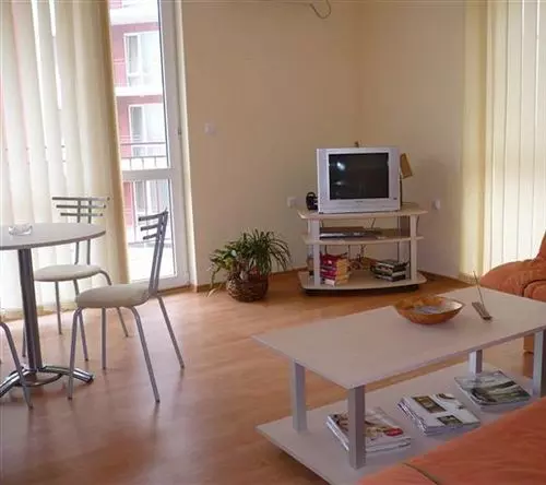 Grand Resort Apartments-garden