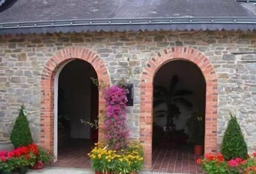 Отель Domaine De La Ferrière