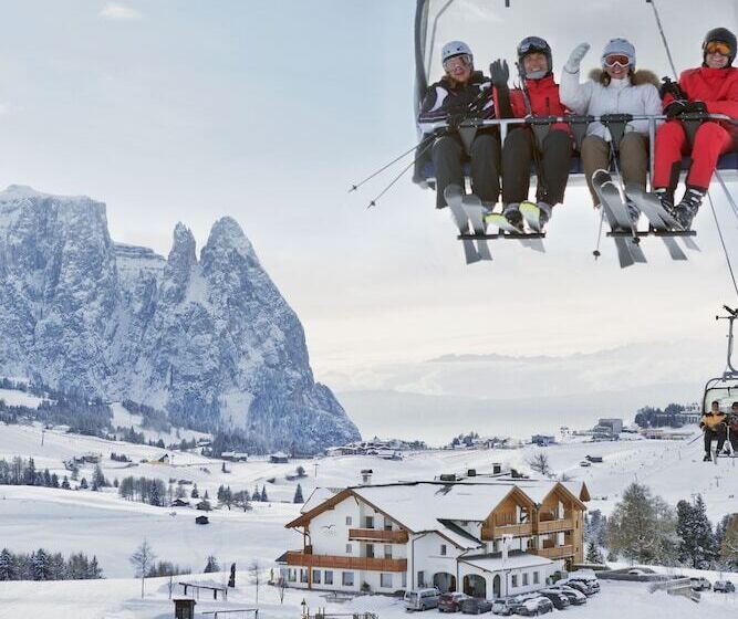 בית מלון כפרי Icaro