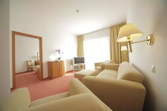 Hotel Két Korona Konferencia és Wellness