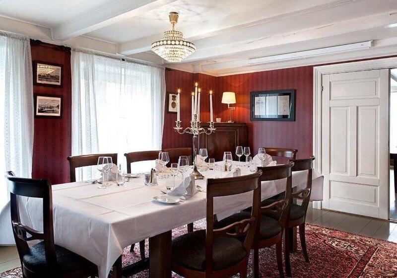 Kong Carl   Unike Hoteller