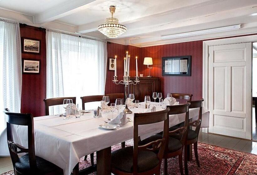 Kong Carl   Unike Hoteller