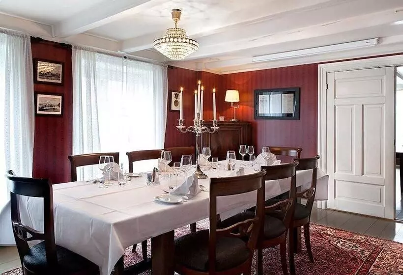 Kong Carl Unike Hoteller