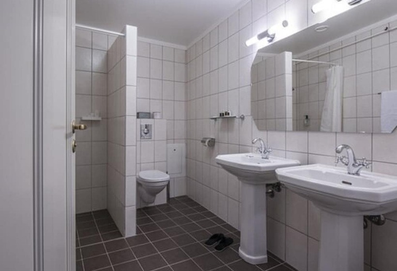 Kong Carl   Unike Hoteller