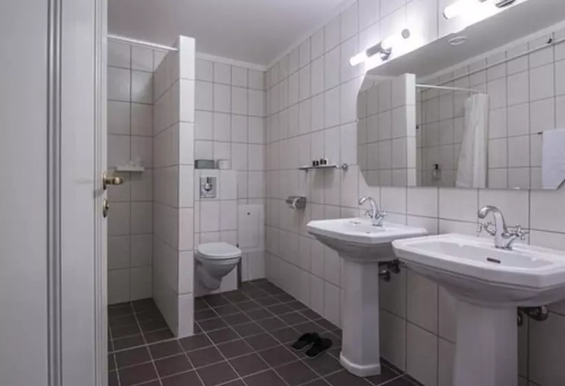 Kong Carl Unike Hoteller