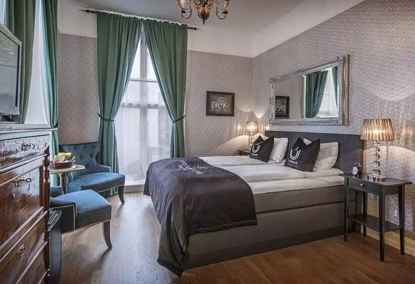 Kong Carl Unike Hoteller