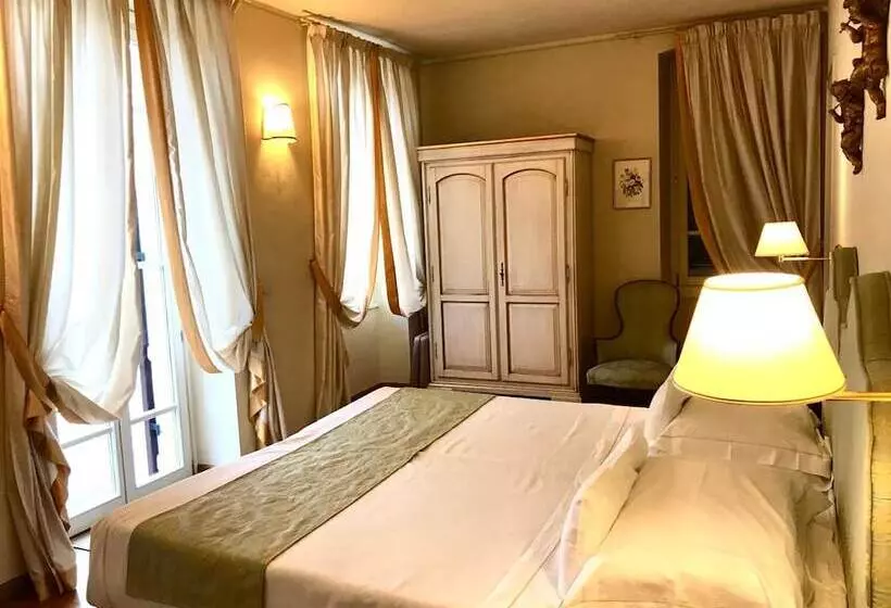 هتل La Vittoria Boutique