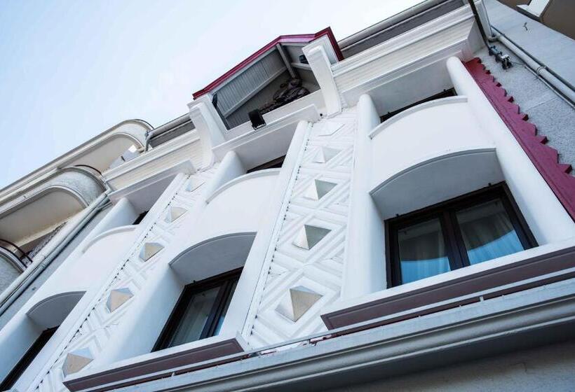 בית מלון כפרי Le Comte Rouge