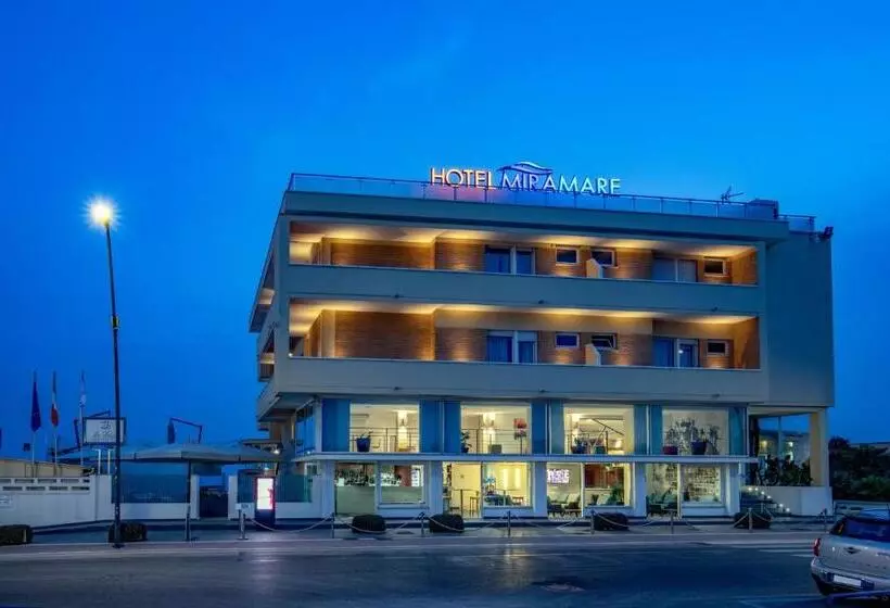 호텔 Miramare