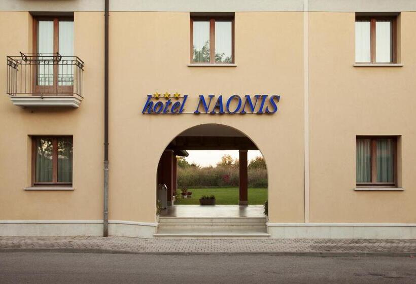 فندق Naonis