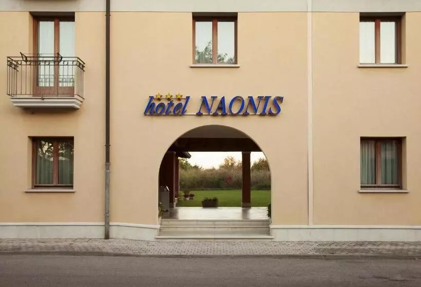 Отель Naonis