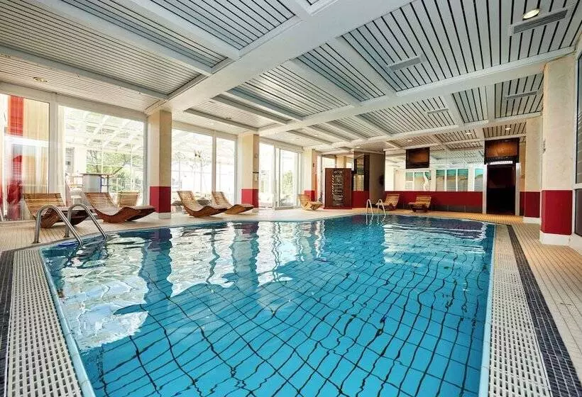 בית מלון כפרי Park Der Westerwald Treff