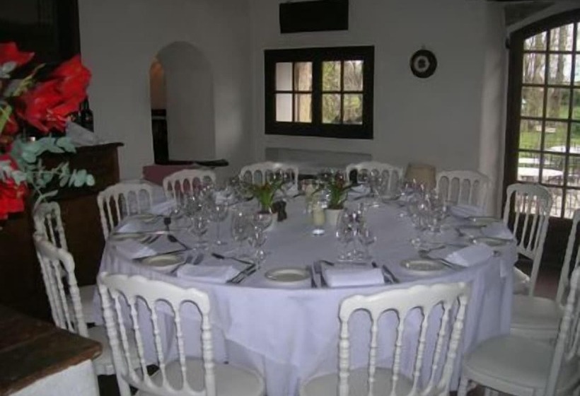 Отель Restaurant Le Moulin De La Camandoule