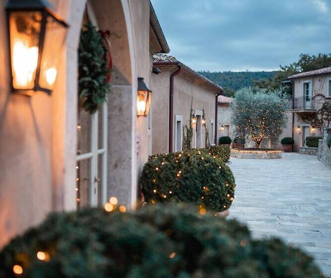 فندق Rosewood Castiglion Del Bosco