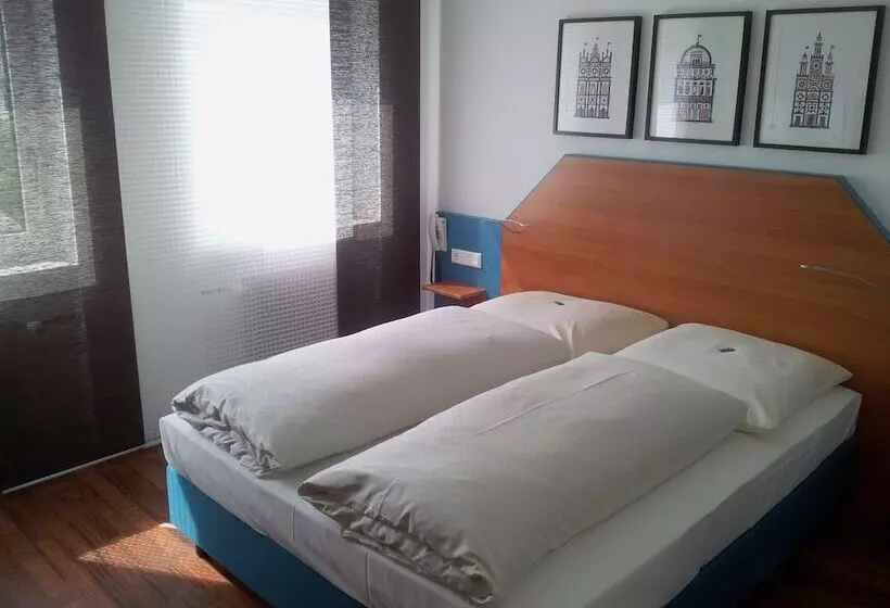 Пансион Landgasthof Hotel Pröll