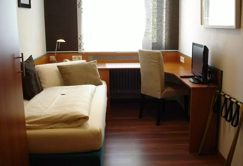 Пансион Landgasthof Hotel Pröll