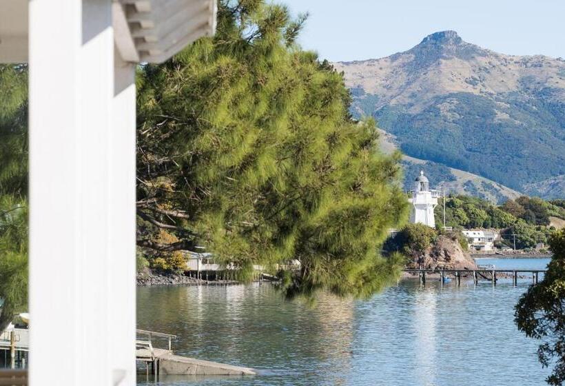 Bruce Waterfront Apartments