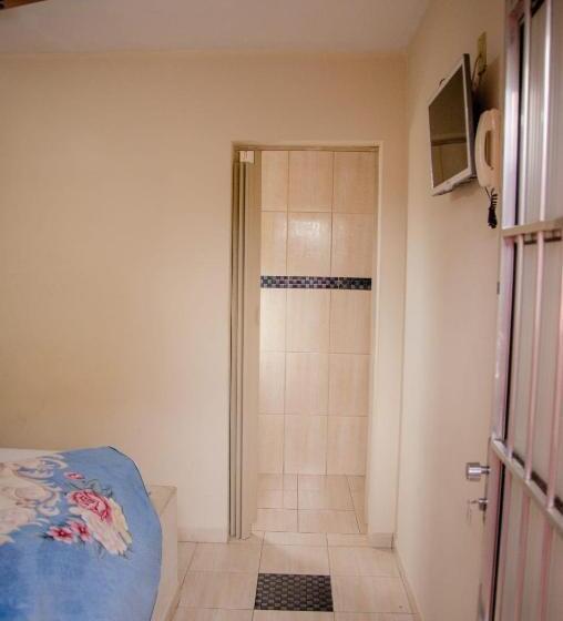 Szálloda Silva Votorantim   Próximo Ao Hospital Santo Antônio   By Up