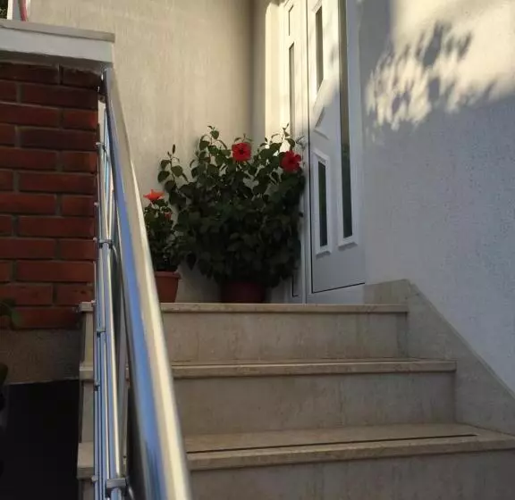پانسیون Apartments Gazi
