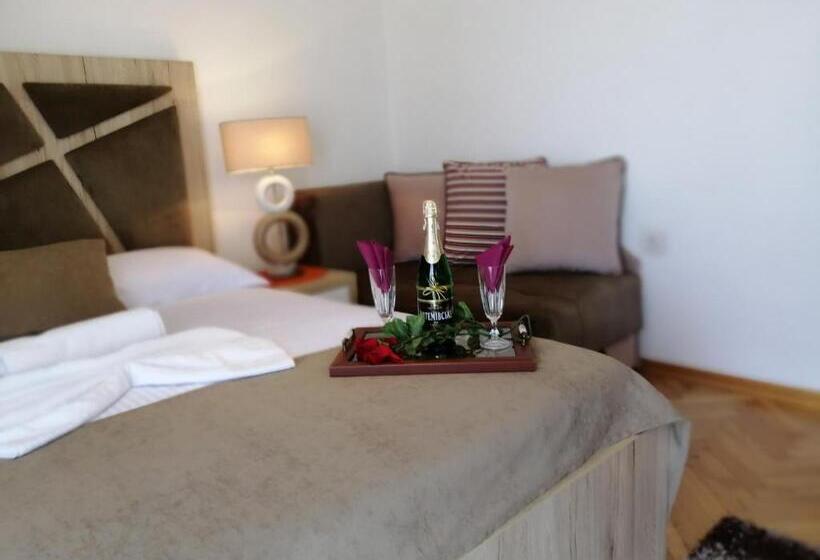 پانسیون Apartments Gazi