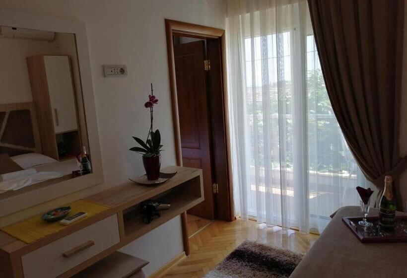 پانسیون Apartments Gazi