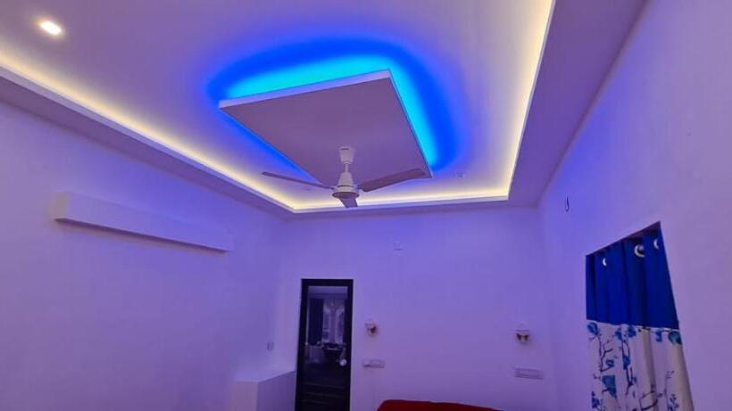 פנסיון Marari Nadiya