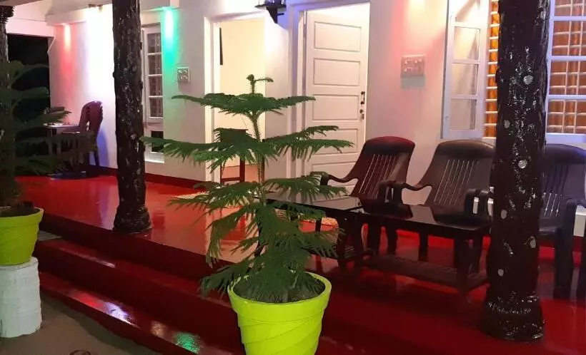 Majatalo Marari Nadiya