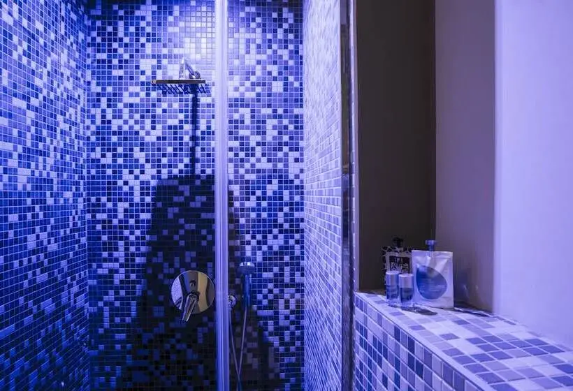 پانسیون Serendipity Rooms