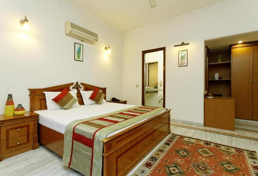 פנסיון Silver Oak