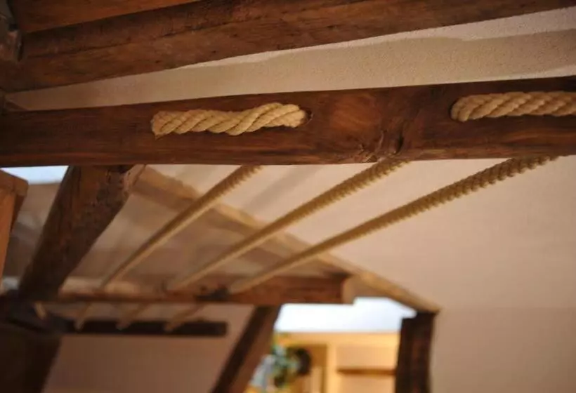 Aamiaismajoitus (B&B) La Bergerie Du Château De Pommeuse