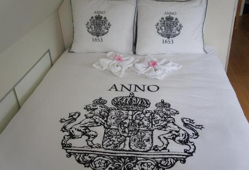 تختخواب و صبحانه Prince On The Roof