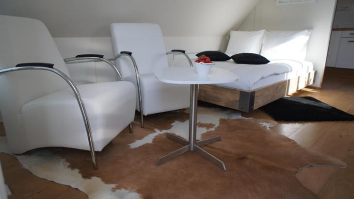 تختخواب و صبحانه Prince On The Roof