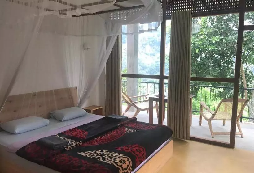 تختخواب و صبحانه Raveena Guest House
