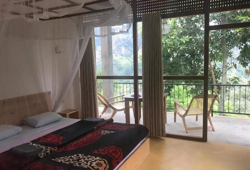 تختخواب و صبحانه Raveena Guest House
