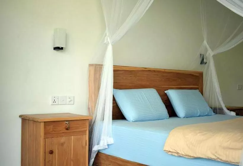 تختخواب و صبحانه Raveena Guest House