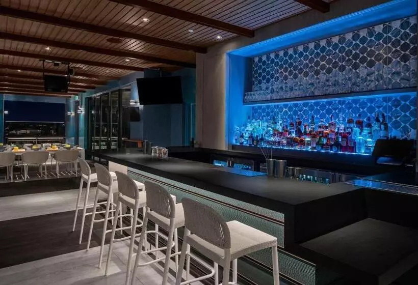 Ac Hotel By Marriott Washington Dc Capitol Hill Navy Yard
