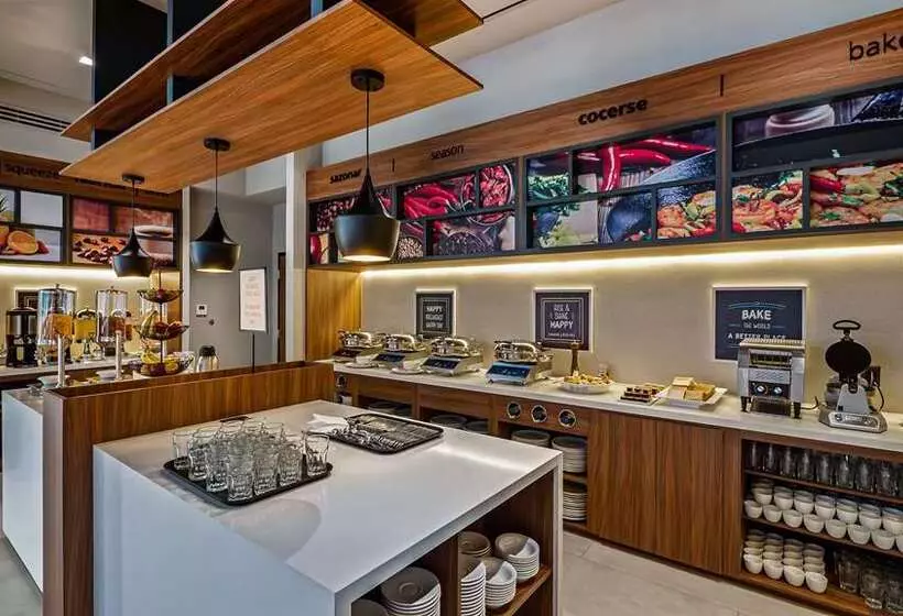 Hotelli Hampton Inn By Hilton Nuevo Vallarta