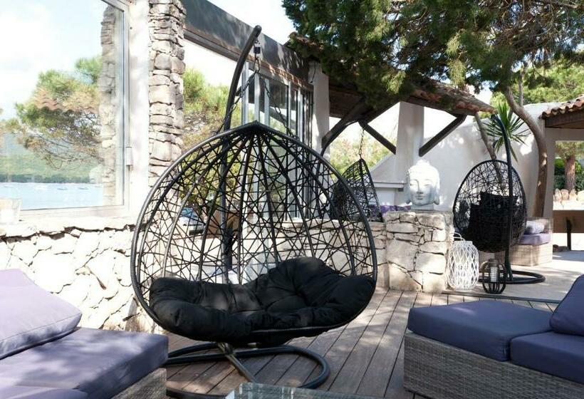 בית מלון כפרי Marina Di Santa Giulia