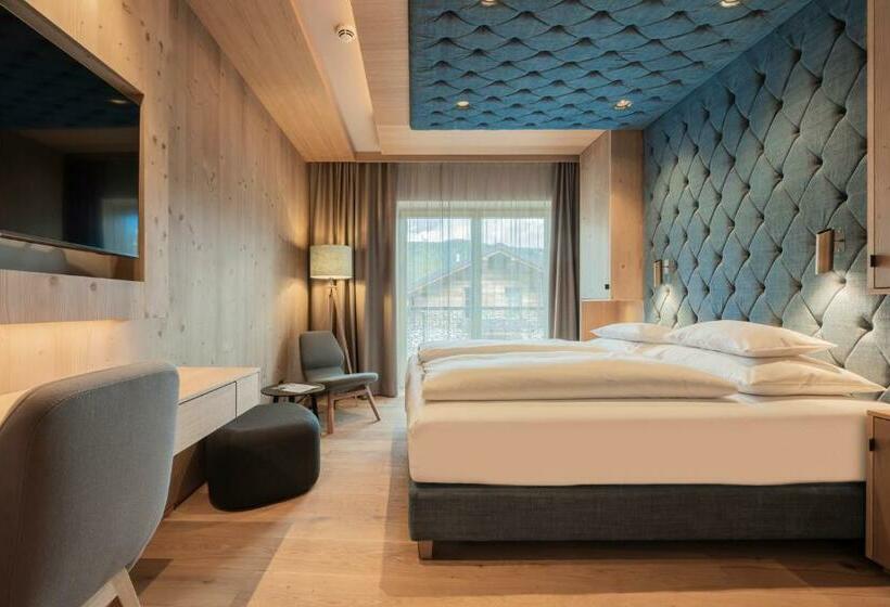 فندق Kristall Adults Only