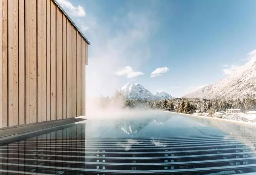 ホテル Kristall   Adults Only