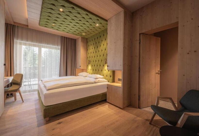 فندق Kristall Adults Only