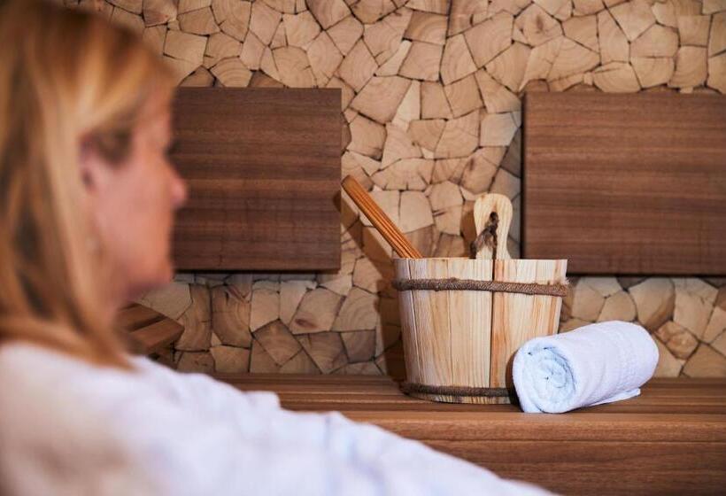 فندق Kristall Adults Only