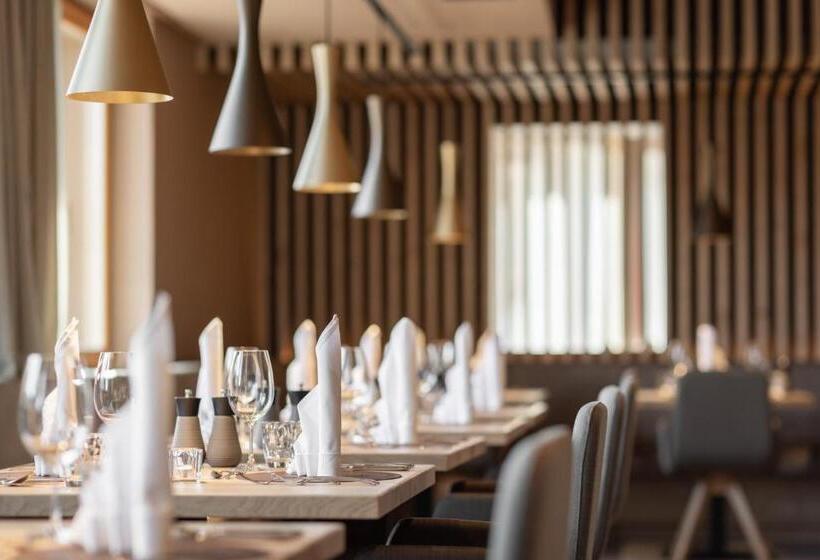 فندق Kristall Adults Only