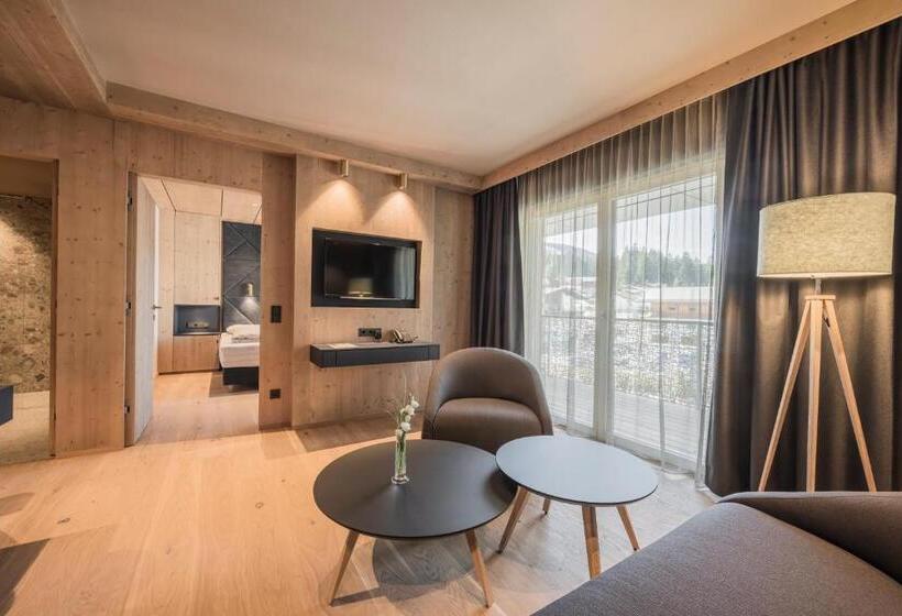 فندق Kristall Adults Only