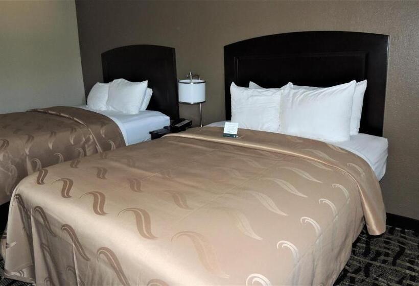 فندق Quality Inn
