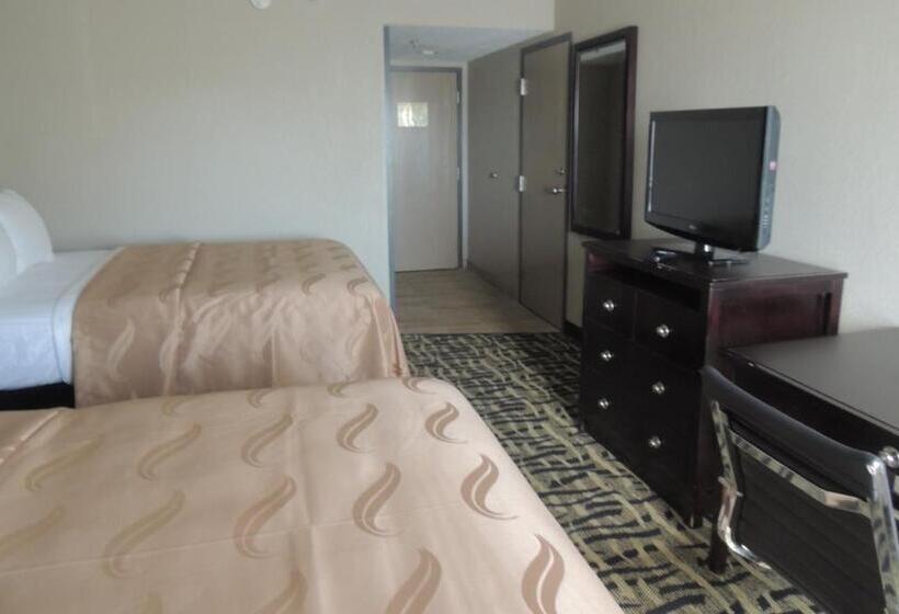 فندق Quality Inn